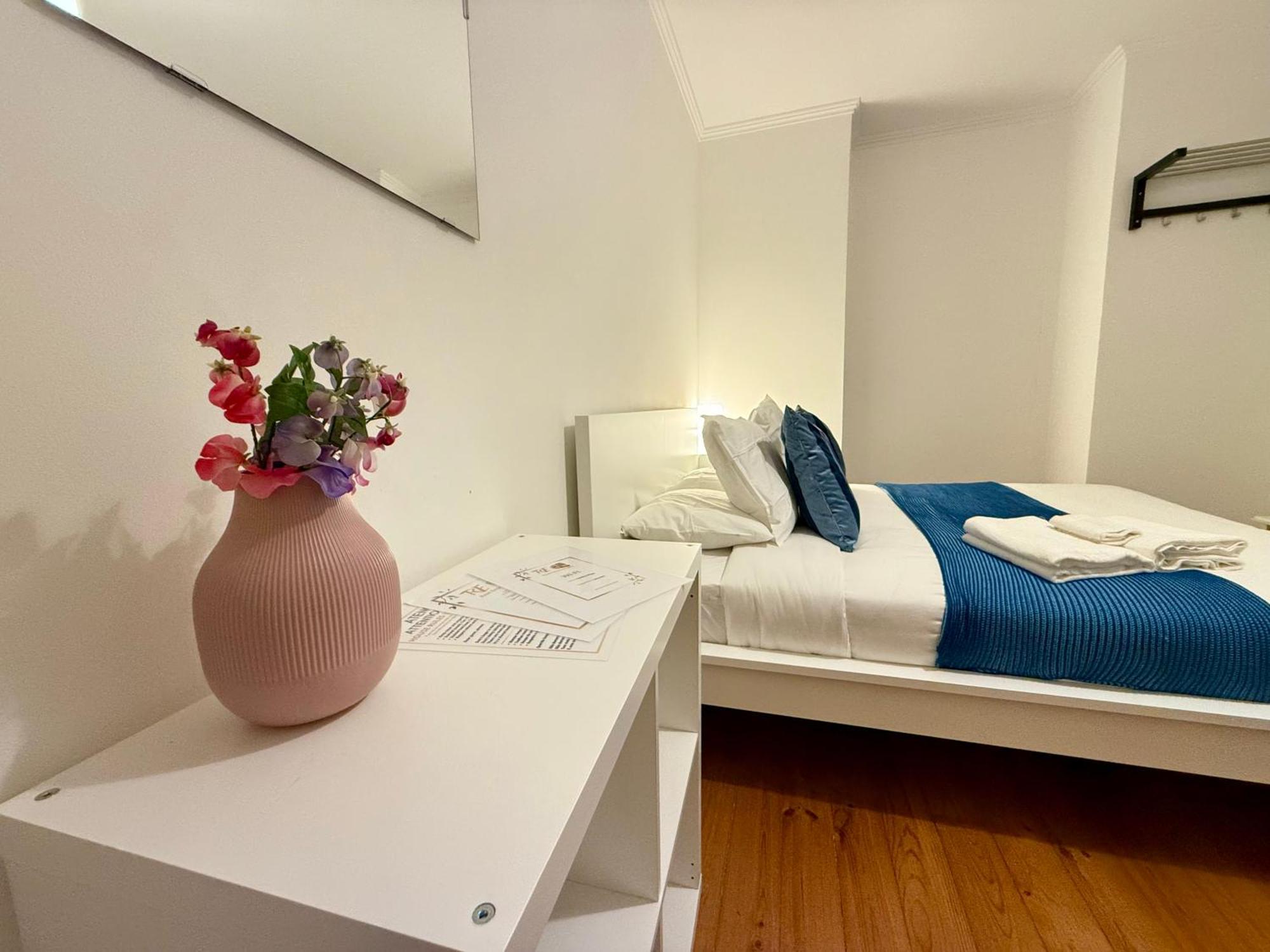 Rooms In Arroios Lisbon Exterior photo
